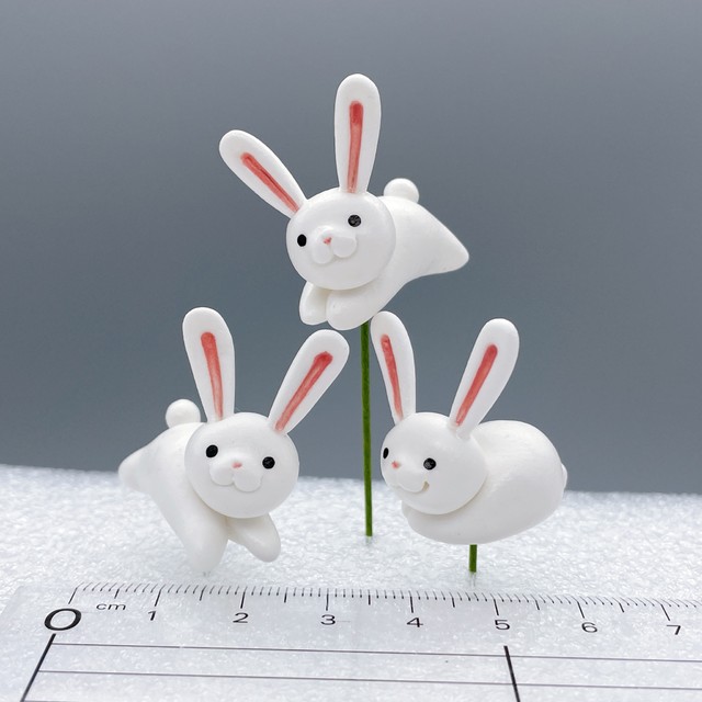 ウサギ(3本入り)の画像