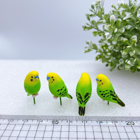 セキセイインコ(グリーン) 4本入りの画像